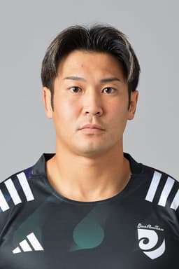 山村知也