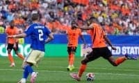 オランダ スウェーデンに大勝し暫定1位