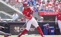 岡本和真2安打1打点 Bジェイズ快勝