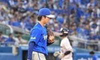 DeNAで珍事 後頭部直撃もアウトに