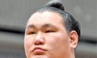 豊昇龍 前半戦で痛恨の2敗目