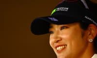 原英莉花と山下美夢有 4打差5位発進