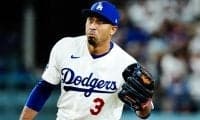 ディアスが復帰へ 監督断言「すぐ戻す」