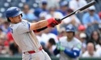 岡本和真3安打2打点 Bジェイズ勝利