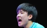 張本智和が4強進出 兄妹Vまで2勝