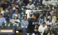 村上宗隆27号HR 日本勢トップタイ