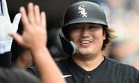 村上28号 勝ち越し2ランで勝利貢献