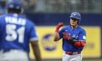 岡本和真 2戦ぶり26号先制ソロHR