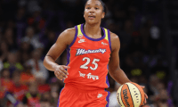 WNBAのトーマスが前人未到の大記録