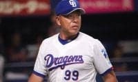 神宮球場 延長10回まさかの引き分け
