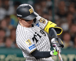 森下翔太が34号 佐藤輝明に1本差