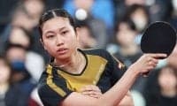 卓球・佐藤瞳が世界5位を大逆転で撃破