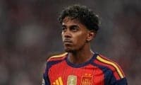 スペイン39戦無敗 イングランド撃破