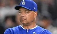 ドジャース　敵地に煙充満で試合中断
