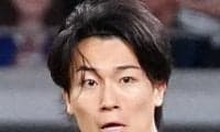 中村敬斗 危険なプレーで一発レッド