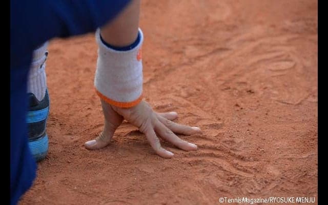  土居美咲とストーサーの1回戦は第2セット途中で日没順延 [全仏オープン] 