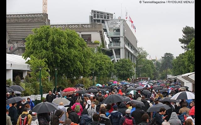  16年ぶりの雨天順延 [全仏オープン] 
