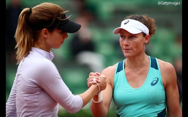  ストーサーがピロンコバを下して4年ぶりのベスト4進出 [全仏オープン] 