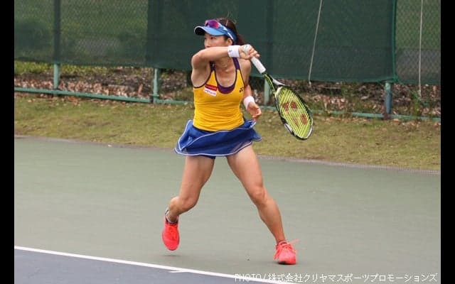  本戦がスタート、藤原里華が第3シードの岡村恭香を倒して2回戦へ [東京有明国際／女子] 