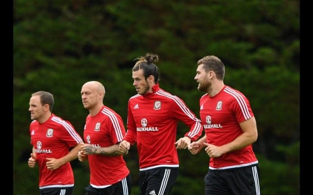 サッカーウェールズ代表、58年ぶりの黄金世代超えに挑戦