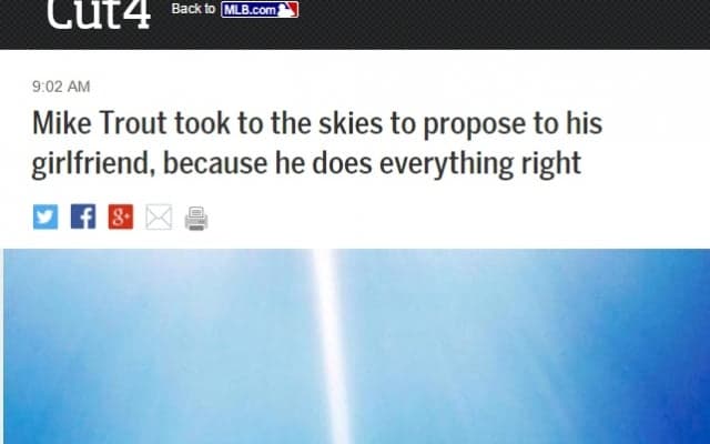 【米国はこう見ている】プロポーズもメジャー級!?　14年MVPトラウトが青空に求婚メッセージ