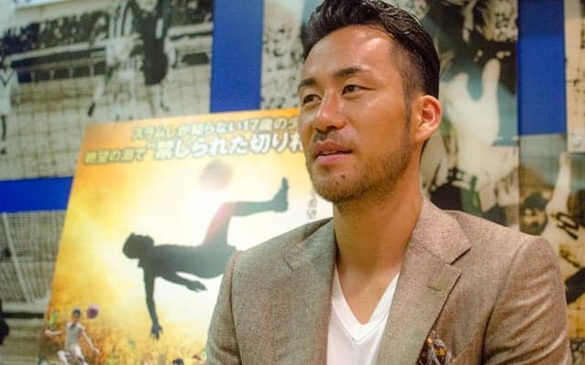サッカー日本代表・吉田麻也、後輩にエール「責任と誇りを持ってプレーを」…『ペレ 伝説の誕生』7/8公開