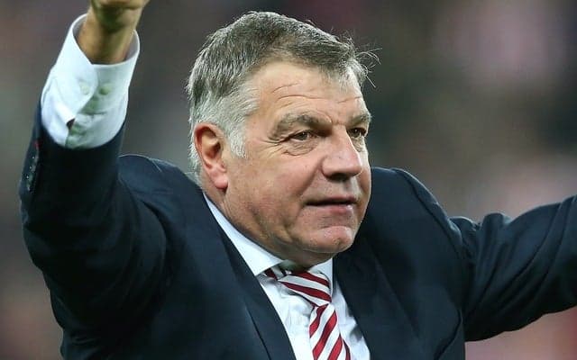 サッカーイングランド代表、新監督はサム・アラダイス