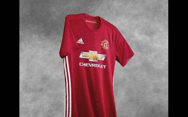 マンチェスター・ユナイテッドが新ユニフォームを発表…モウリーニョ監督も満足