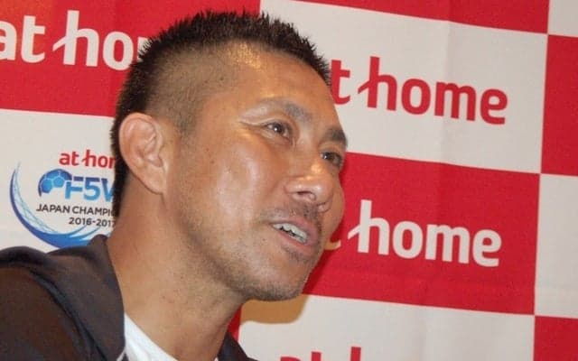 前園真聖が困惑…5人制サッカーは「サッカー、フットサルどっちが有利？」