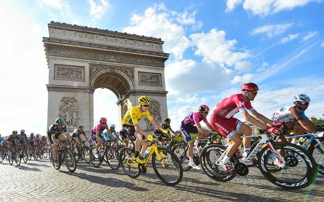 【山口和幸の茶輪記】ツール・ド・フランス、無事に凱旋…パリは厳戒態勢　