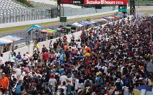 【鈴鹿8耐】ピットウォークではニッキー・ヘイデンに長蛇の列