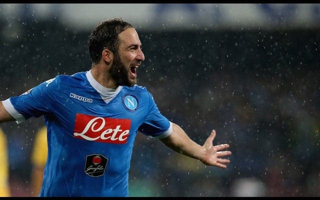 ユベントス移籍のイグアイン、目標は三冠達成…ナポリのファンには謝罪