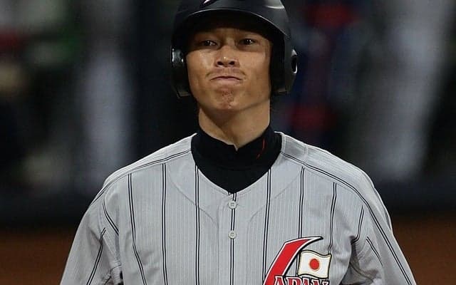 広島・新井貴浩、プロ野球史上42人目の300号本塁打「みんなに感謝しています」
