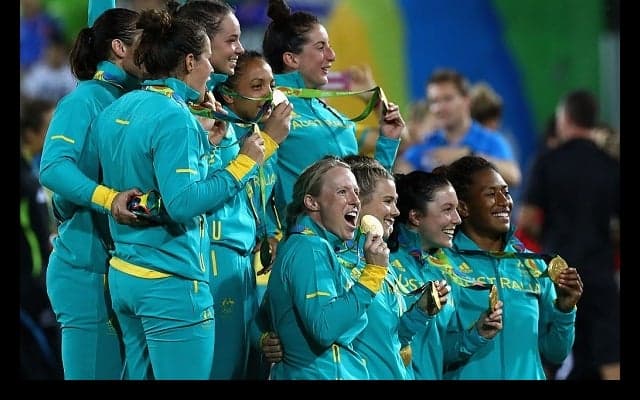  リオ五輪女子セブンズの金メダルは豪州！　NZ敗れヒロイン号泣 