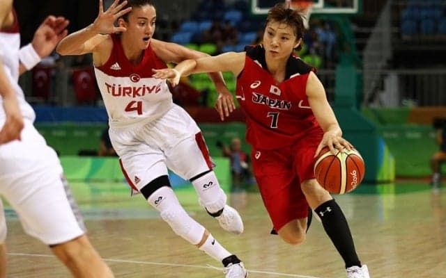 リオ初の敗戦にも前を向く、女子バスケ日本代表の栗原「プラスに考えていきたい」