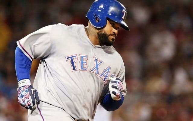 レンジャーズのフィルダーにドクターストップ、現役続行は困難か