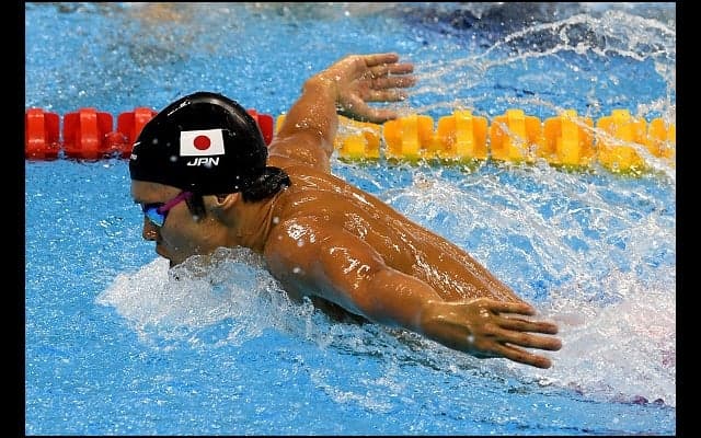 バタフライ銀メダルの坂井聖人、E-girls・藤井姉妹の新ユニット結成に「たまんないですね」