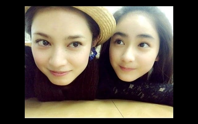 平祐奈、姉・愛梨のサプライズ登場に驚き！ツーショット公開