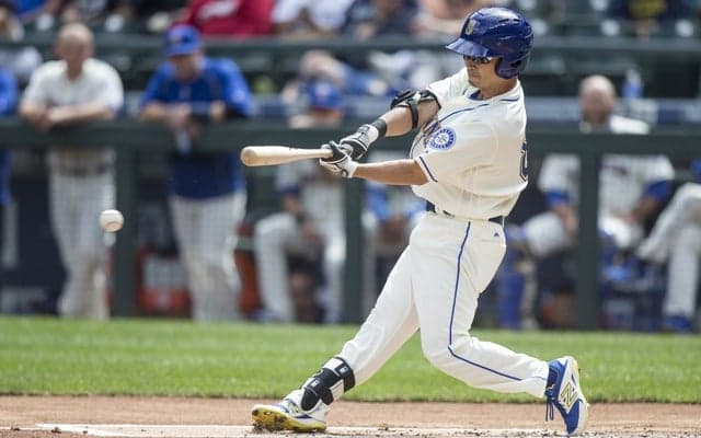 マリナーズ・青木宣親、2安打も守備では決勝のミス