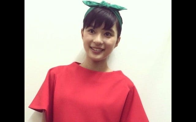 芳根京子がトマト姿に！4変化する動画撮影オフショット公開