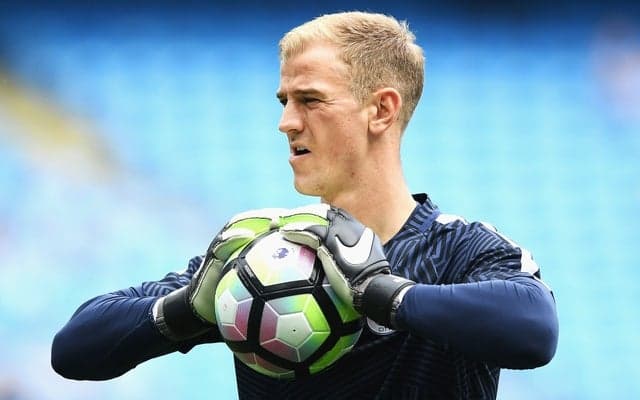 サッカーイングランド代表ハートがトリノ入り…代表監督も一安心