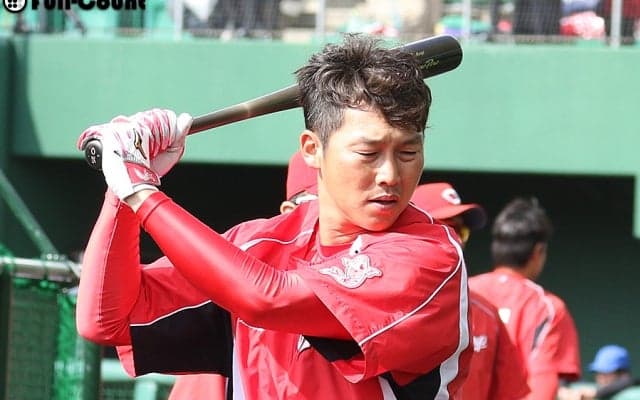 二塁打＆本塁打に好走塁　広島・新井の活躍導いた言葉
