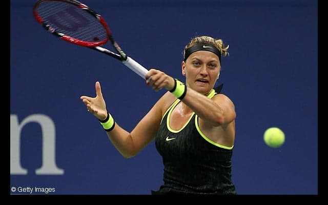  クビトバがコーチを解雇 