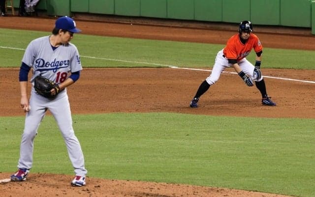 前田健太が6回3失点で9敗目、イチローは前田から1安打