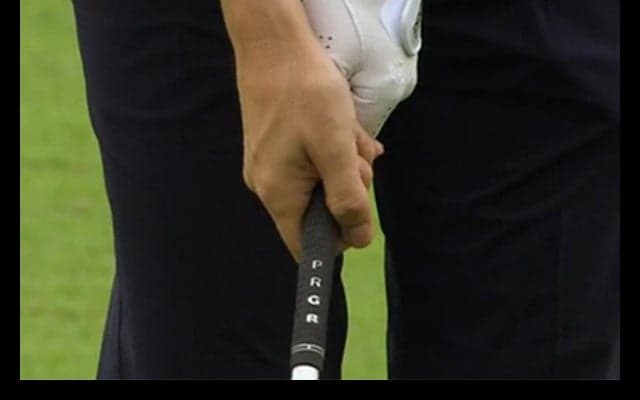 【レッスン】指二本の位置を変えるだけ！　絶対に失敗しないアプローチの打ち方