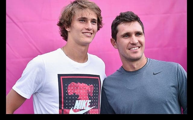  ズベレフ兄弟、アレクサンダーが棄権、ミーシャは準々決勝へ [シンセン・オープン] 