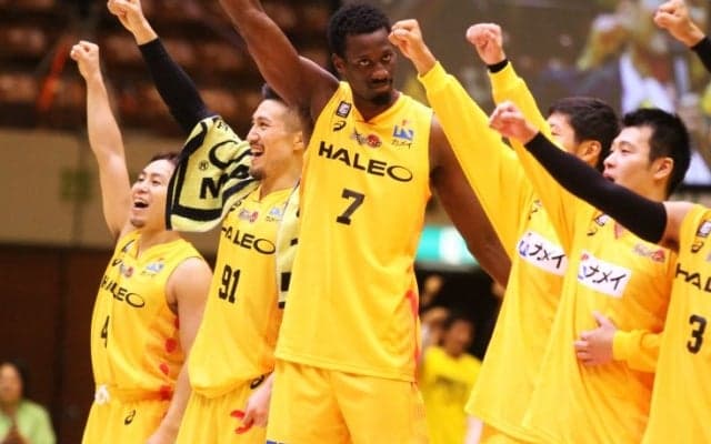 粘りに粘った激闘、仙台89ERSがホーム開幕戦でレバンガ北海道に連勝を飾る