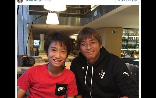 エイバル・乾貴士、レアルU-14の“ピピ”中井卓大と2ショット「ドリブル教えてほしい」