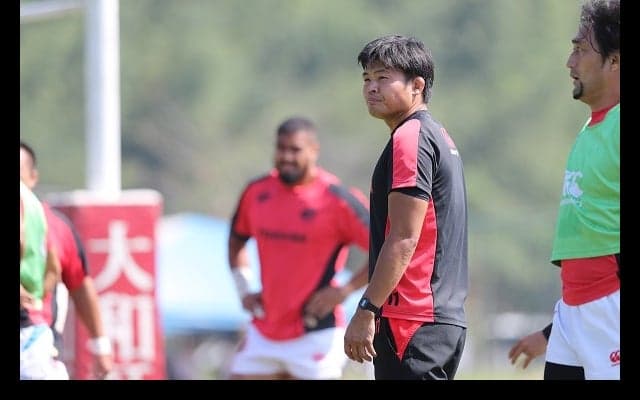  日本代表新ヘッドコーチと殴り合った男、東芝・中居智昭FWコーチの職人芸。 