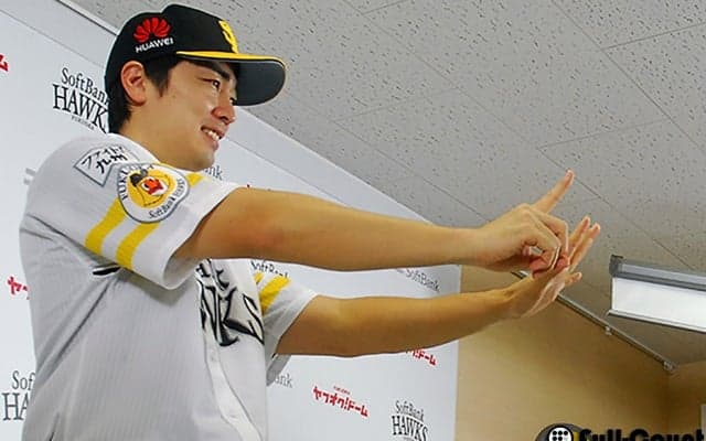 ホークス和田、日本復帰1年目で最多勝＆勝率1位の2冠　「もう少し勝てた」